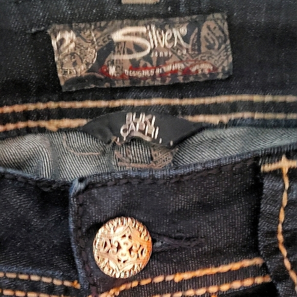 Silver Jeans, Suki Capri, W 26 - Picture 3 of 5
